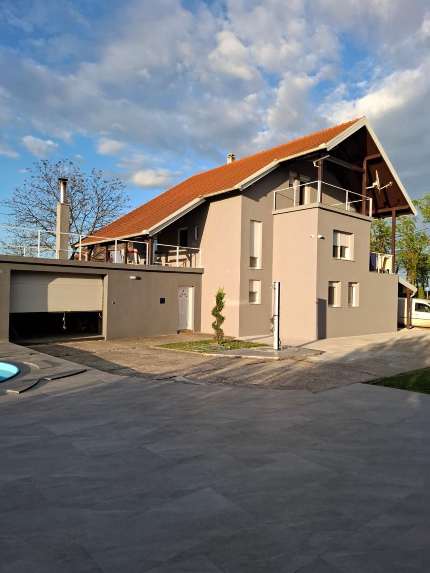 Appartement Maja à Velika Gorica Extérieur photo